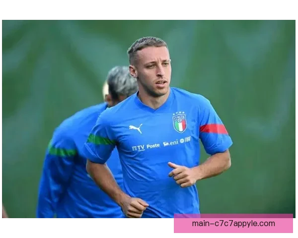 官方加拉塔萨雷租借那不勒斯朗